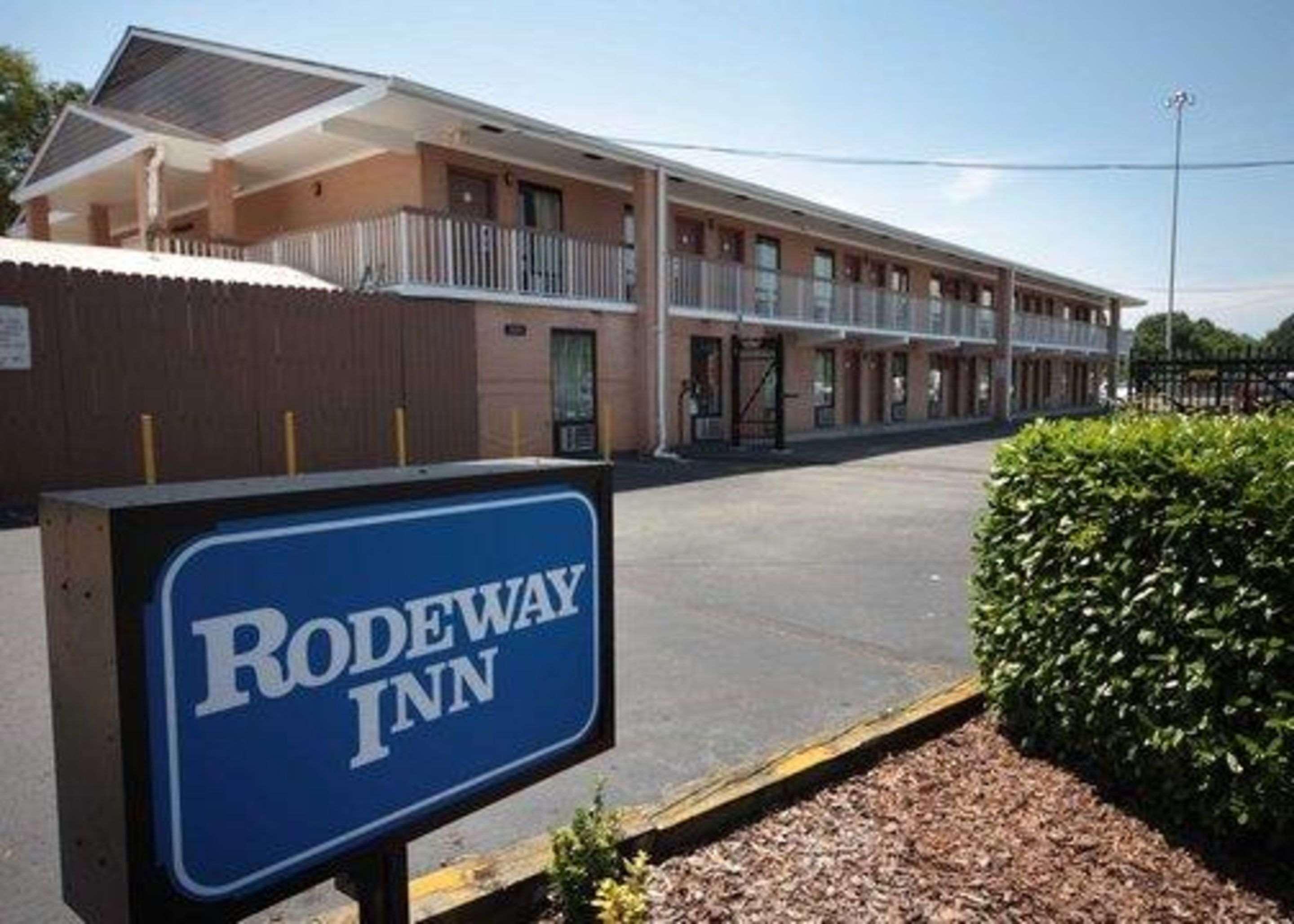 Rodeway Inn Charlotte Downtown Exterior foto