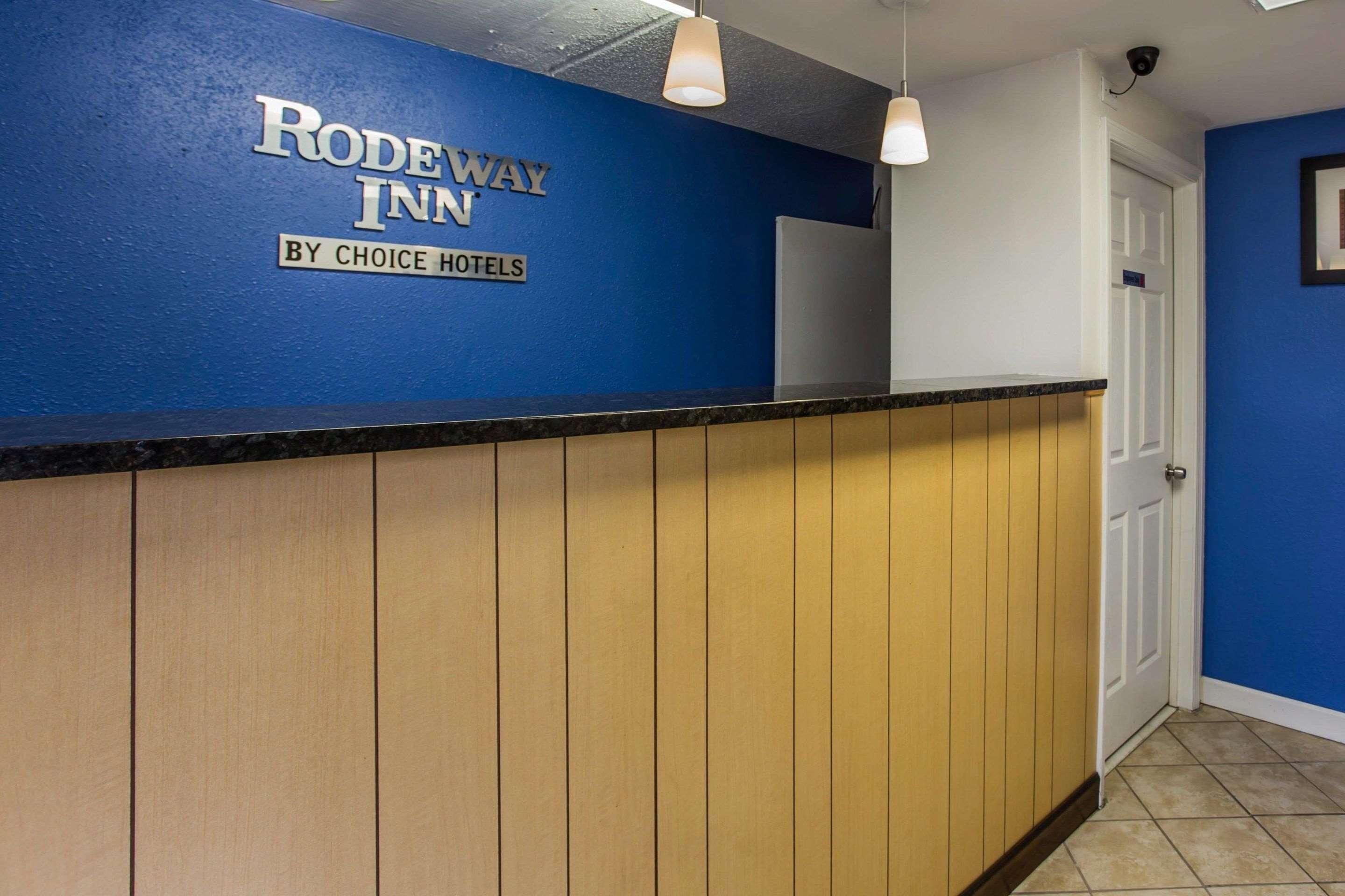 Rodeway Inn Charlotte Downtown Exterior foto